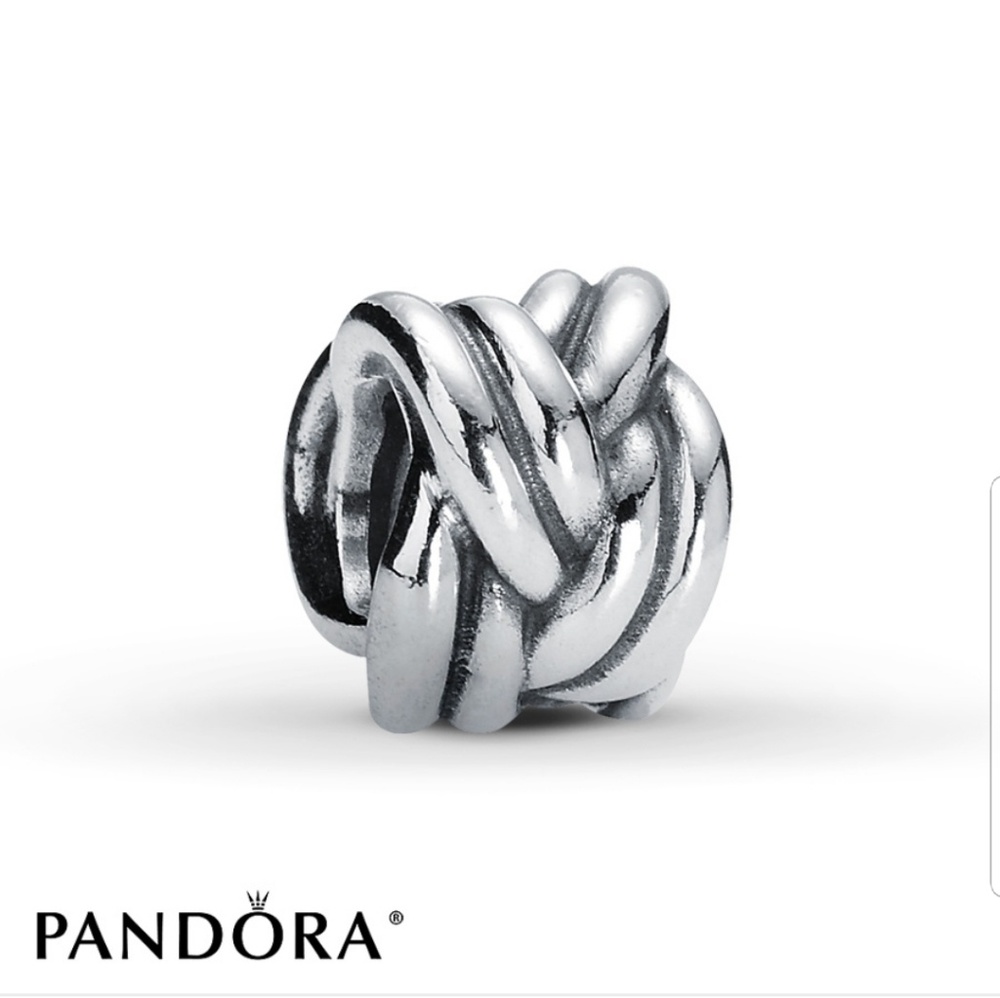 Pandors Forget Me Knot Charm!